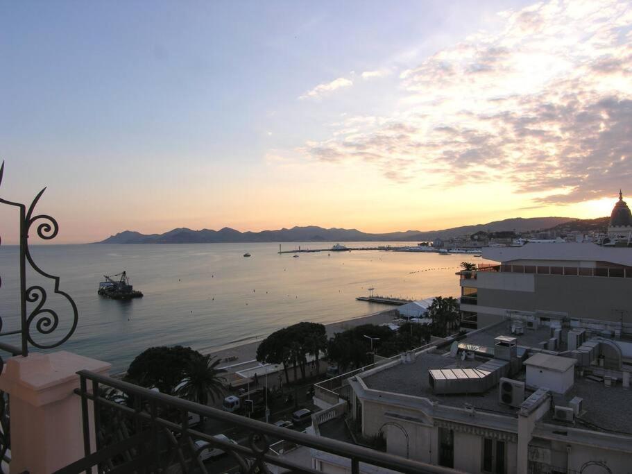 Palais Miramar - Suite & G17 - Vue Mer - Croisette Emplacement Unique -20 Plage - Wifi - Clim Cannes Ngoại thất bức ảnh
