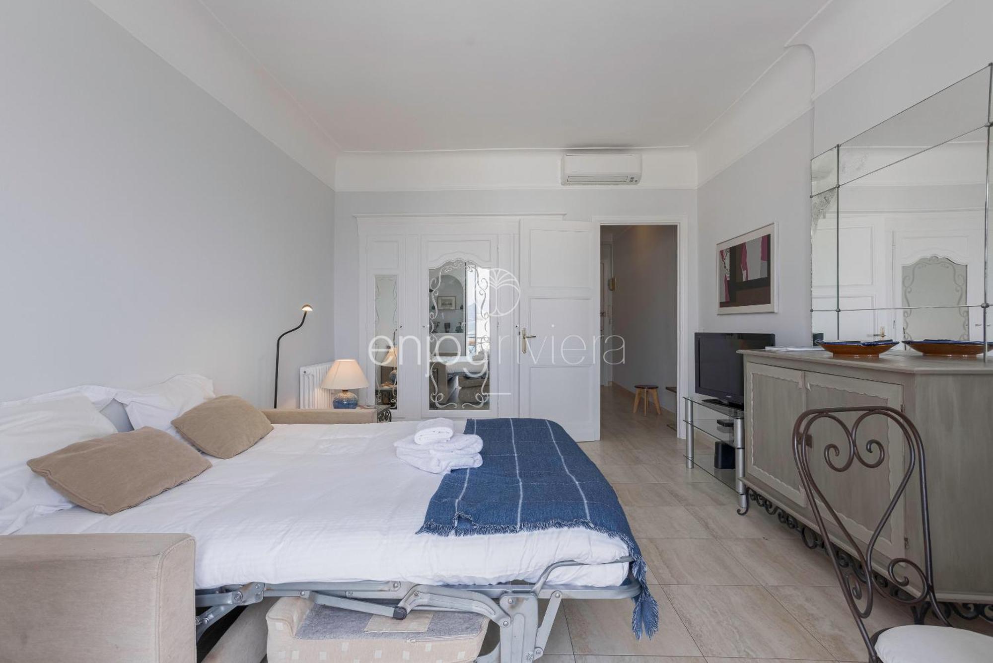 Palais Miramar - Suite & G17 - Vue Mer - Croisette Emplacement Unique -20 Plage - Wifi - Clim Cannes Ngoại thất bức ảnh